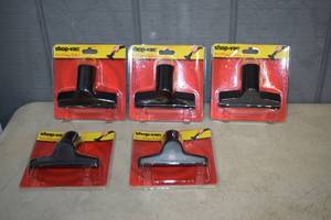 lot 302 image: 5 Shop Vac Upholstery Nozzles