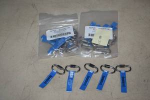 lot 325 image: 25 Stainless Steel Quick Links