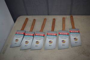 lot 329 image: 6 Wooster Paint Brushes 2.5