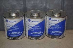 lot 422 image: 3 Cans Napa Tire Repair Bead Sealer 32 ounce