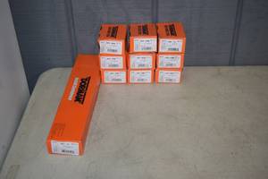 lot 428 image: Dorman Hardware
