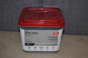 lot 439 image: 5 Pounds Drywall Screws