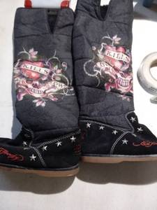 lot 2390 image: Ed Hardy Size 9 Boots