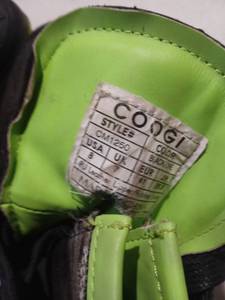 lot 2400 image: Coogie Size 8 Shoes