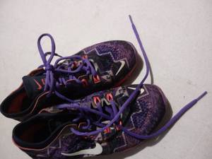 lot 2413 image: Nike Shoes Size 6