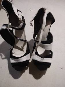 lot 2448 image: Black and White Heels