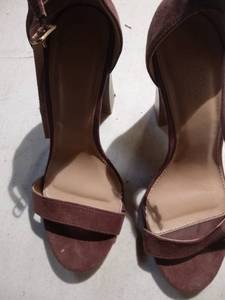 lot 2438 image: Brown Heels Size 7