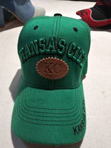 lot 2382 image: Kansas City Hat