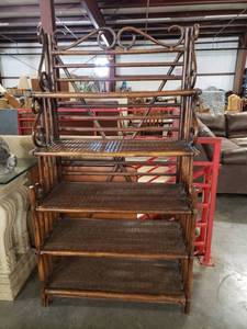 lot 1023 image: Bamboo Bakers Rack