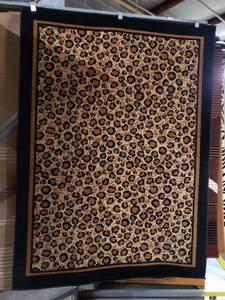 lot 1029 image: Cheetah Print Area Rug Brand New