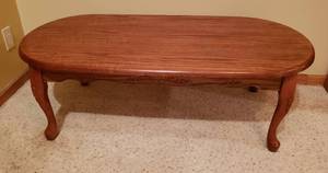 lot 4174 image: Oak Wood Oval Coffee table - 48 in. x 24 in. x 16 in.