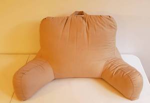 lot 4198 image: Tan Armed Wedge Pillow by Brentwood Originals - 32 in. x 15 in. x 16 in. with handle