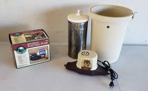lot 4229 image: Ozark Trail 120 Volt AC Electric Pump & Richmond 4 Qt. Ice Cream Maker Model 71 - works