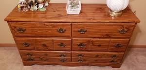 lot 4338 image: 6 Drawer Dresser - 54 in. x 16 in. x 30 12 in. - Content on Top Not Included