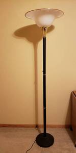 lot 4362 image: Floor Lamp