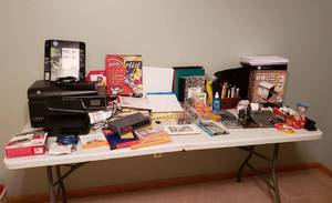 lot 4392 image: Lot of Supplies Office