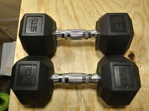 lot 6350 image: Cap 50lb coated dumbbell set (2pc)