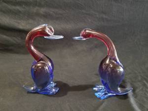 lot 7532 image: Glass Figurines