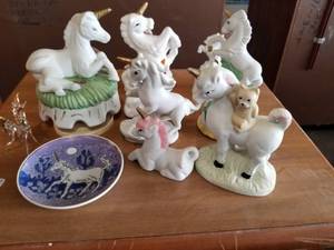 lot 7553 image: Unicorns FigurinesMusic Box Collection