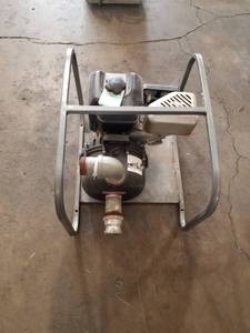 lot 560 image: Pacer Intek 5.5HP Pump Model SE2UL