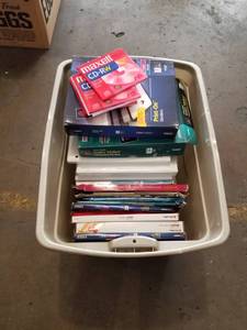 lot 7564 image: Tote of Office PapersCDsNotebooks�