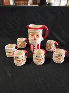 lot 7580 image: Santa Claus Mugs and Pitcher Set - Japan