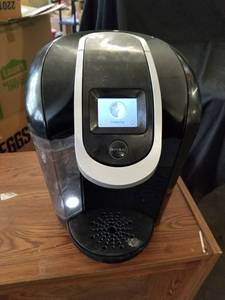 lot 7609 image: Keurig Coffee Maker