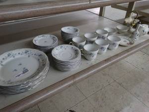 lot 4506 image: Set of Bavaria Germany china