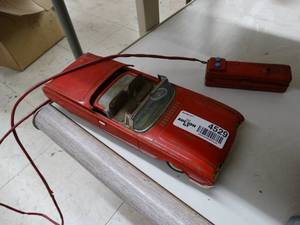 lot 4529 image: Vintage metal remote control car