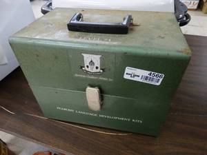 lot 4566 image: Vintage Peabody language development kit in metal box