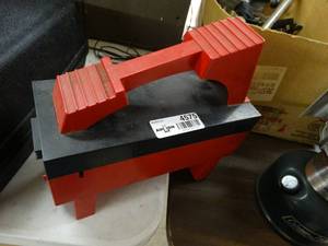 lot 4575 image: Shoe shine kit w box