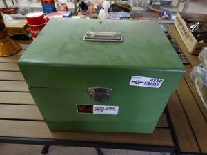 lot 4580 image: Metal box w contents