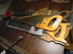 lot 4589 image: Lot of various hand saws