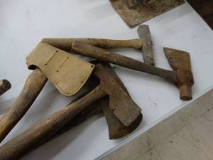 lot 4596 image: Various hatchets