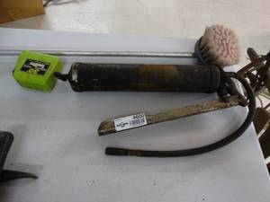 lot 4600 image: Grease gun car wash brush tape measure