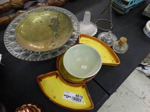lot 4615 image: Kitchenware plates misc.