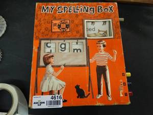 lot 4616 image: Vintage my spelling box