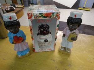 lot 4625 image: 3 figurines. 2 Nurse & 1 Lady chef bank