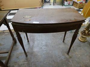 lot 4642 image: Vintage wood hall table w drawer