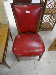 lot 4658 image: Red occasional chair