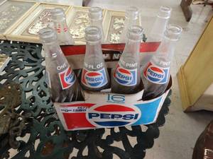 lot 4677 image: Vintage Pepsi bottles w box