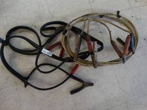 lot 4684 image: 2 pairs of jumper cables