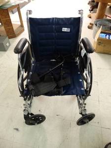 lot 4695 image: Folding portable wheelchair- Great shape