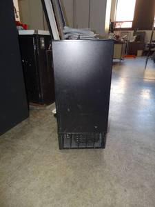 lot 4438 image: Koldfront KIM450BL Built-in 15 Inch Wide Clear Ice Maker