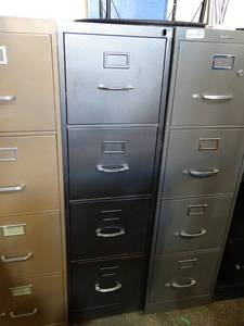 lot 4454 image: 4 drawer metal Filing cabinet