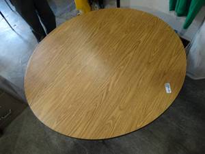 lot 4468 image: 48R Circle Table