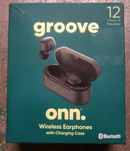 lot 204 image: onn. Black In-Ear Wireless Earphones with Charging Case