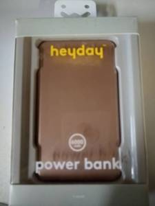 lot 211 image: heyday 6,000 mAh Power Bank - Gold