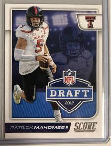 lot 1034 image: 2017 Score Patrick Mahomes II NFL Draft Rookie Card - Kansas City Chiefs & Tech Red Raiders