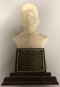 lot 1063 image: Original 1963 Hall of Fame Bust Harold Pie Traynor Statue In Mint Condition